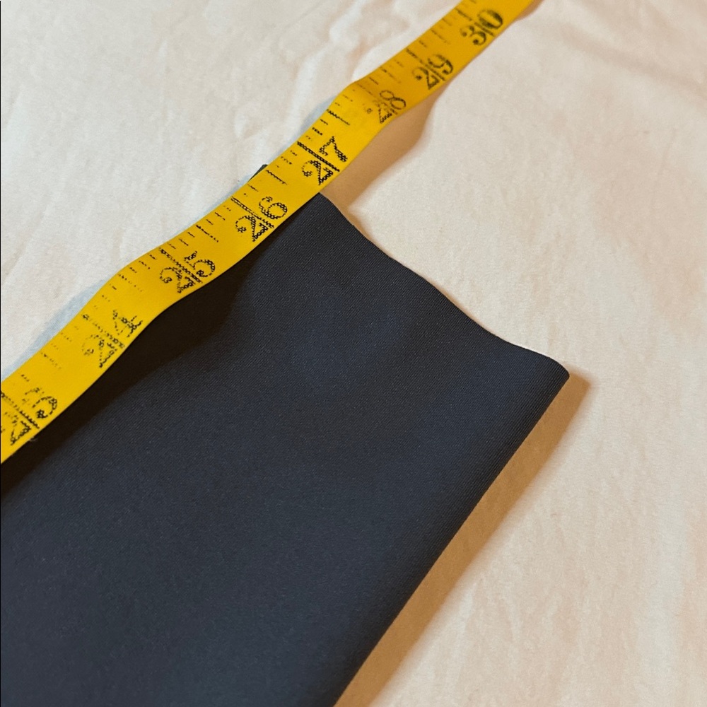 Commando High Waisted Tummy Control Leggings Size… - image 9